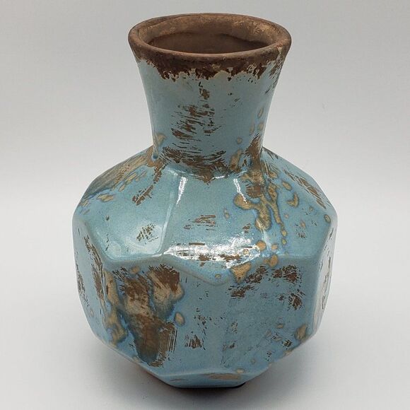 Studio Art Powder Blue Art Pottery Octagonal Faceted Vase - Picture 8 of 10